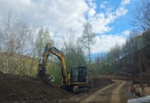 Se lucrează în ritm susținut pe „Drumul Regelui”. Utilajele au revenit pe șantier între Arad și Hunedoara
